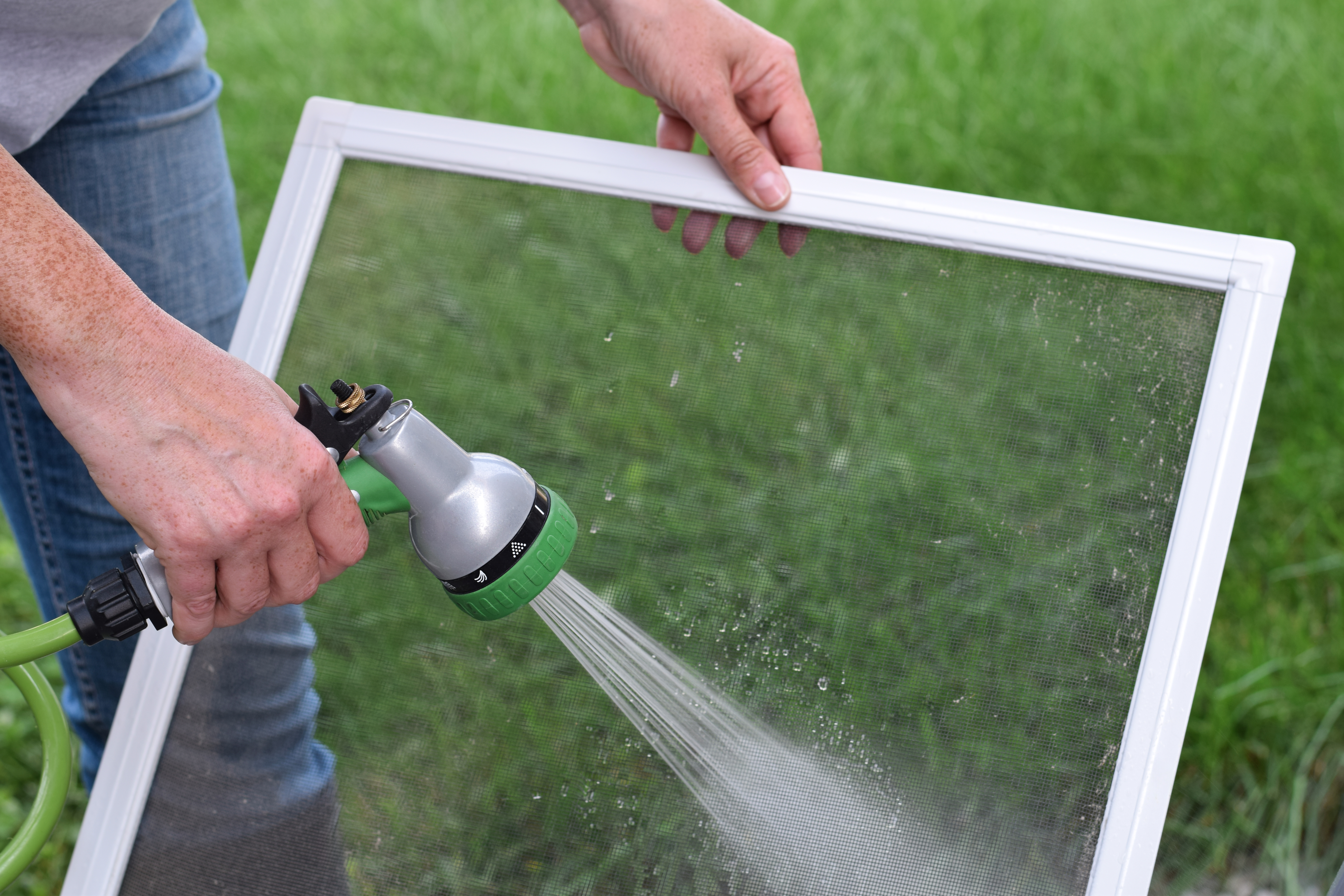 Screen cleaning